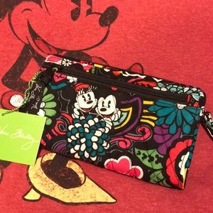 Vera Bradley  Disney Magical Blooms wallet